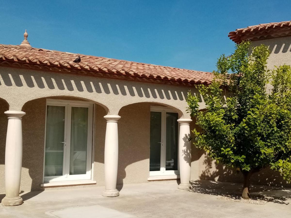 Vila Bienvenue A L Hacienda Magalas Exteriér fotografie